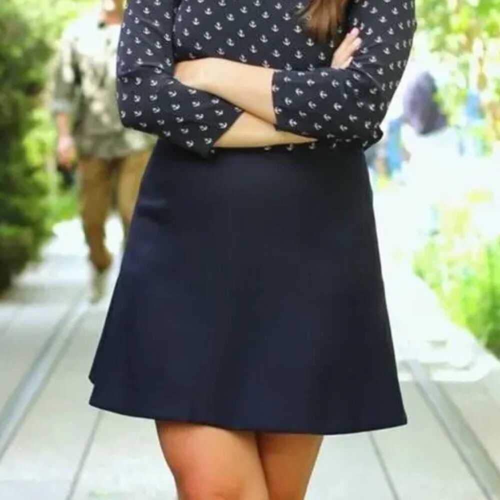 NWOT J. Crew Navy Fluted Skirt Size 10